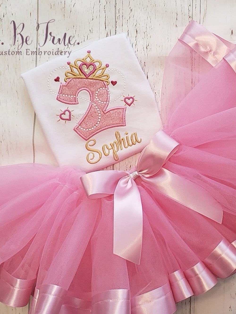 Personalized 'CHLOE' Birthday Outfit: Embroidered Tiara Shirt & Pink Tutu